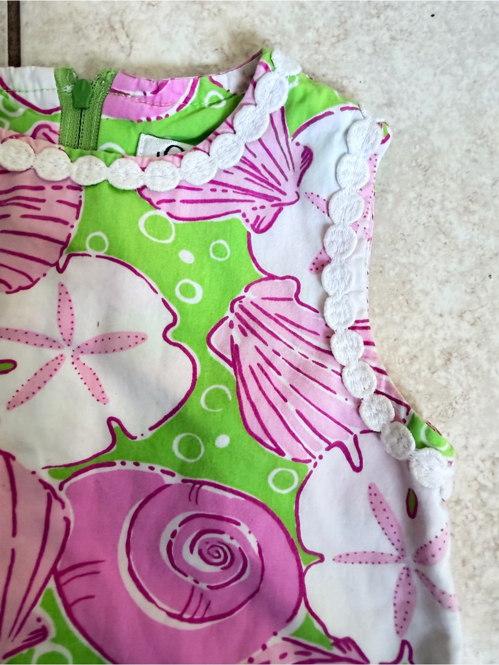 Lilly Pulitzer Green Dress with Pink and White Shell Print - Picture 4 of 9